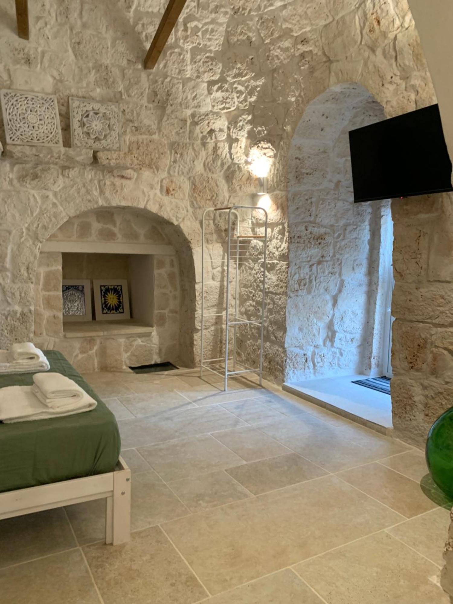 Trullo Moi Hotel ออสตูนี ภายนอก รูปภาพ