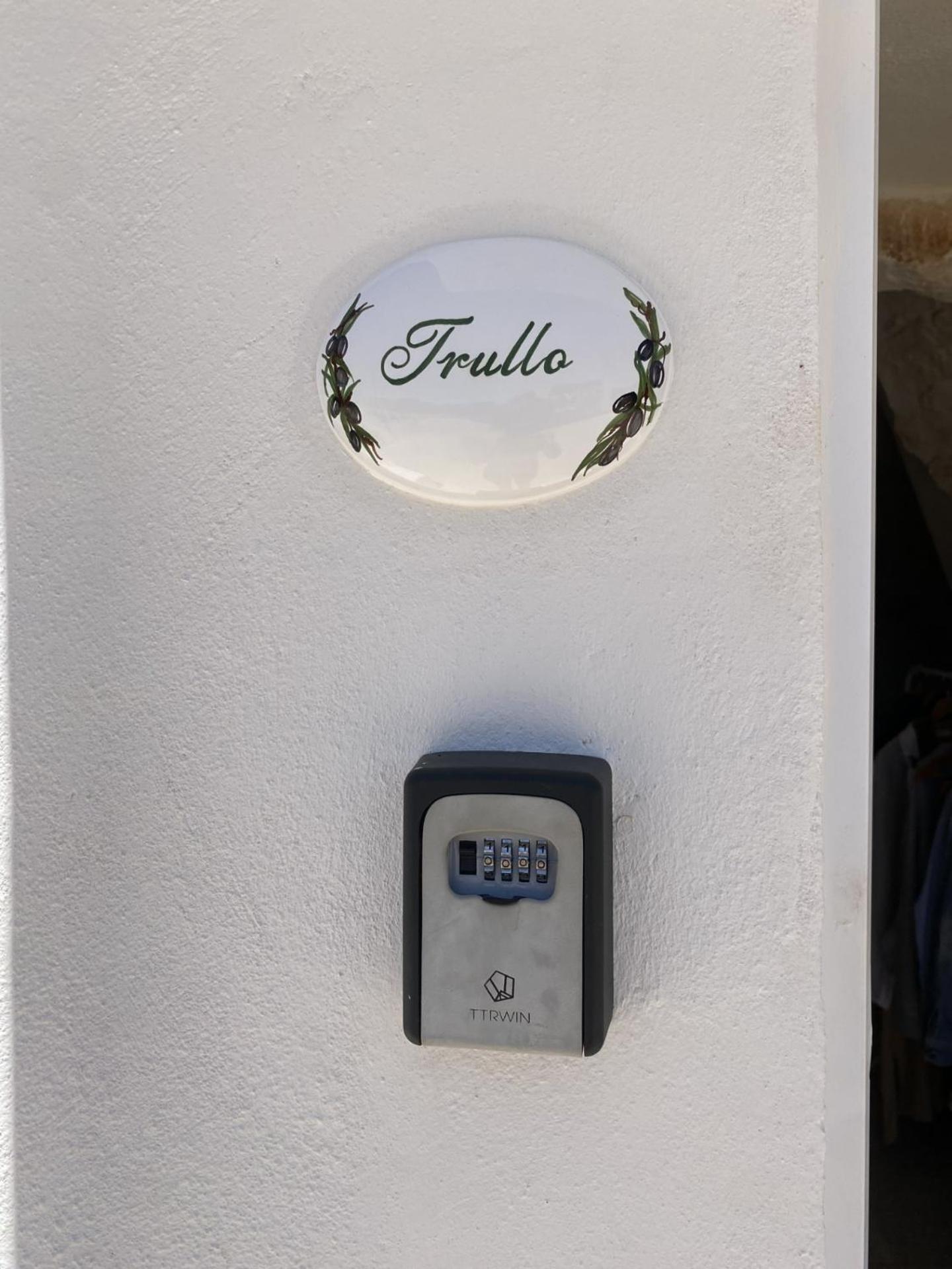 Trullo Moi Hotel ออสตูนี ภายนอก รูปภาพ